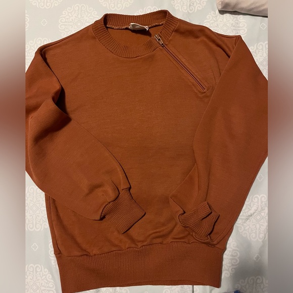 Vintage Acrylic Sweater “House of Jade” with cute shoulder zip Size S - Picture 2 of 7